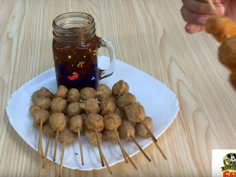 ငါးဖယ်လုံးတုတ်ထိုးကြော်